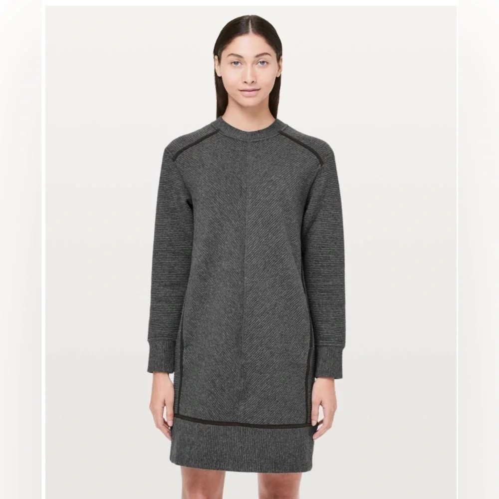 Lululemon On Repeat Dress in Heathered Core Dark Grey Size 6